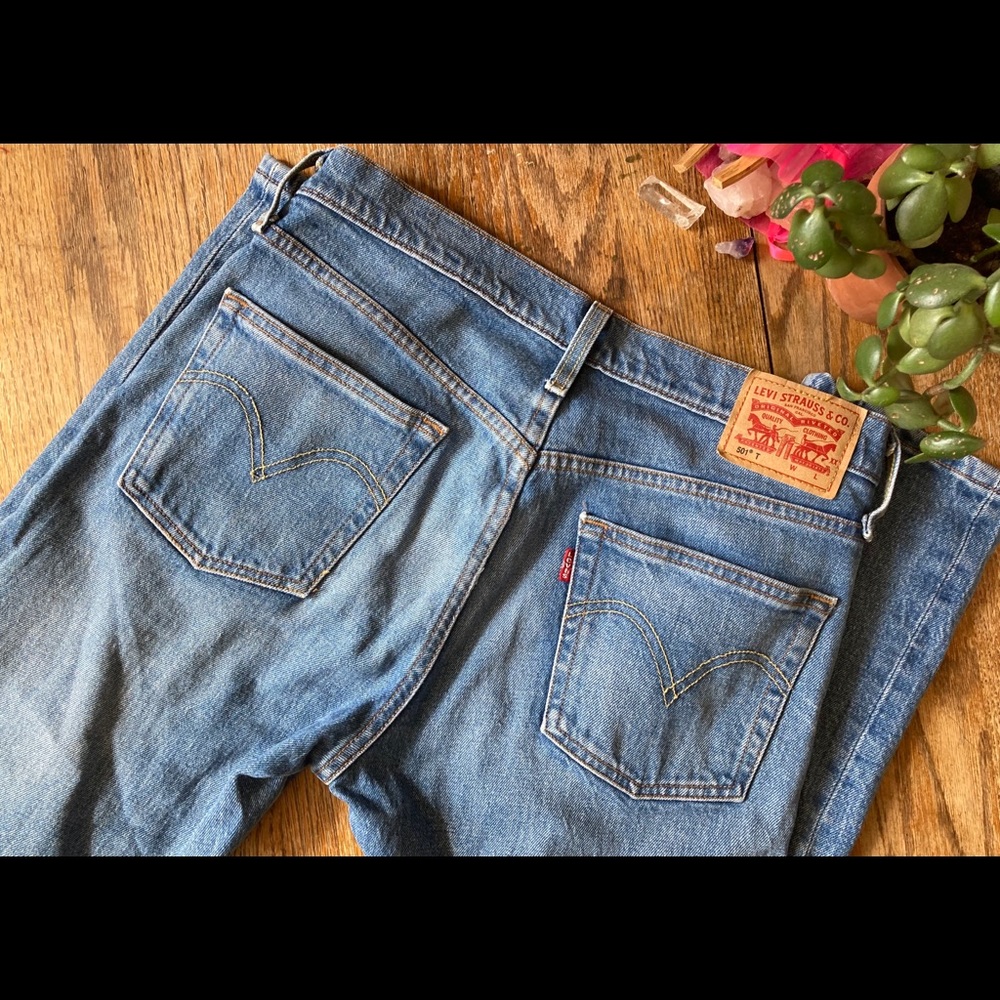 Levi’s Women’s 501 Taper Jean